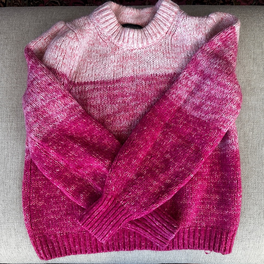 Banana Republic Light Pink Knit Sweater Size M